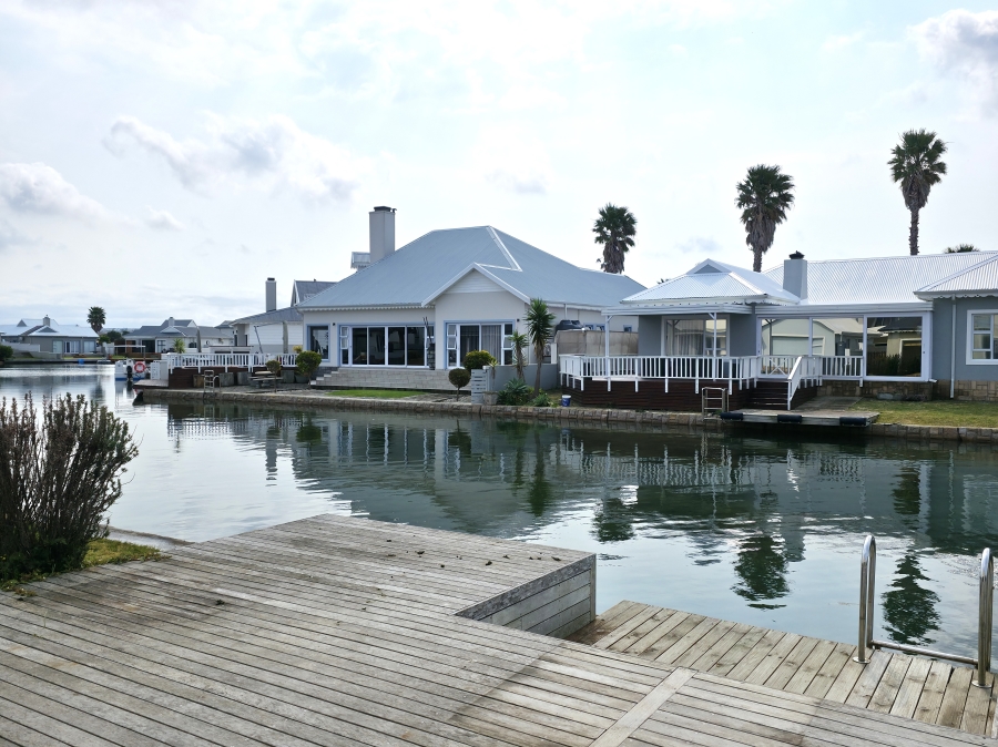 3 Bedroom Property for Sale in Marina Martinique Eastern Cape